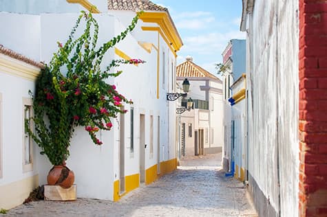 Explore Faro's Old Town